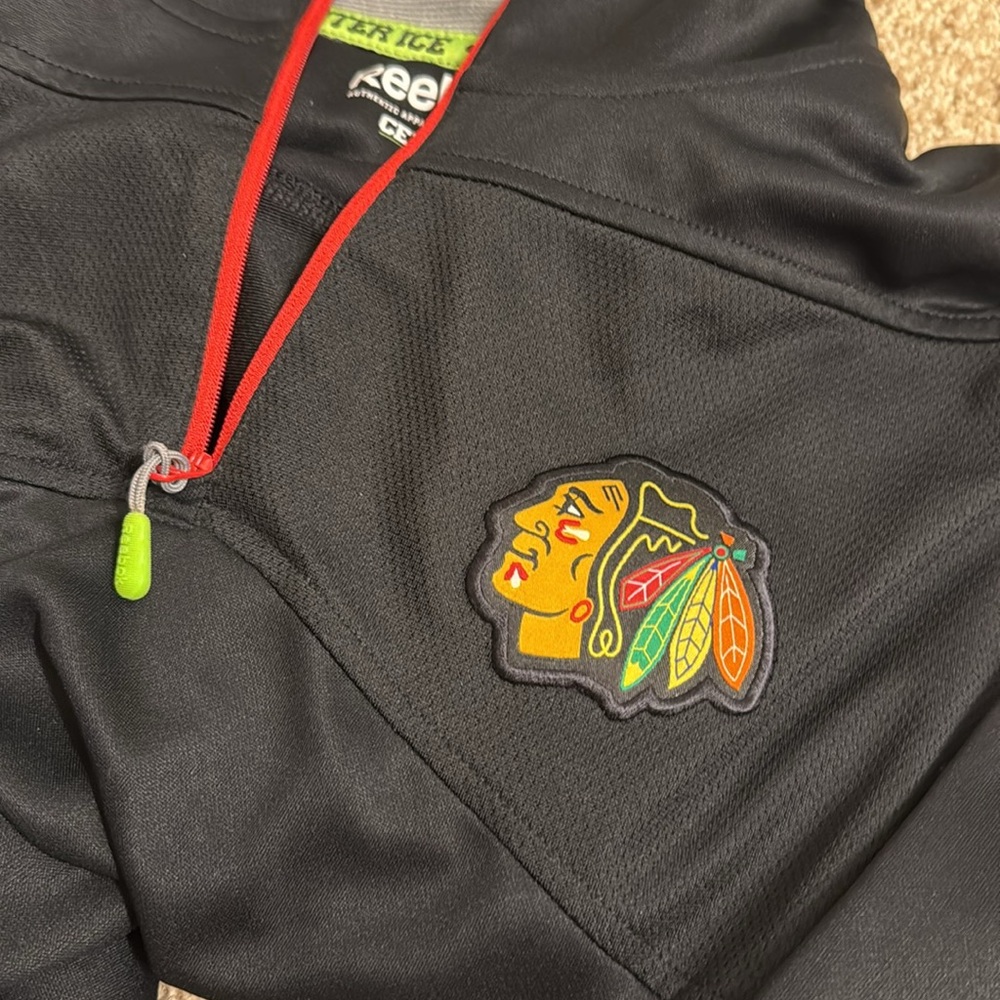 NEW | Reebok | Authentic Chicago Blackhawks Pullover - Picture 4 of 8